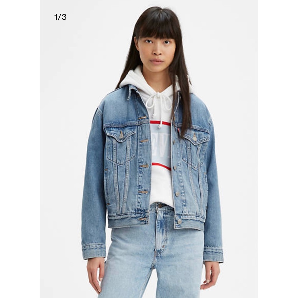 Levi’s Denim Trucker Boyfriend Jacket